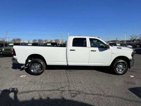 New 2026 RAM 2500 Tradesman w/ Chrome Appearance Group image 9