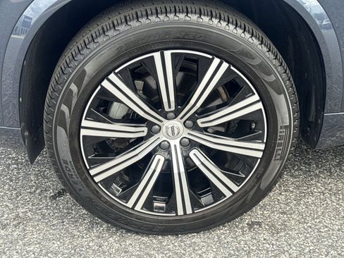 Used 2023 Volvo XC90 B6 Plus w/ Protection Package Premier AWD/4WD image 12