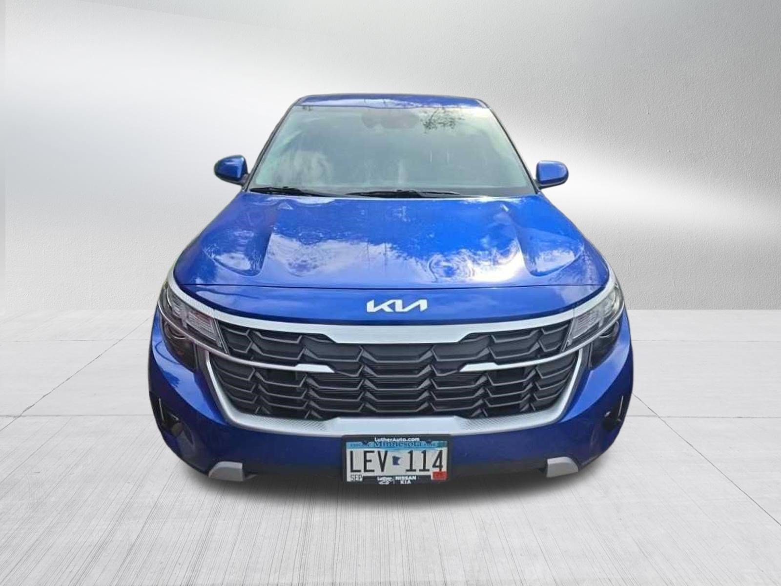 Used 2024 Kia Seltos LX AWD/4WD image 2