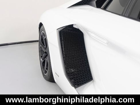 Used 2016 Lamborghini Aventador LP 700-4 AWD/4WD image 45