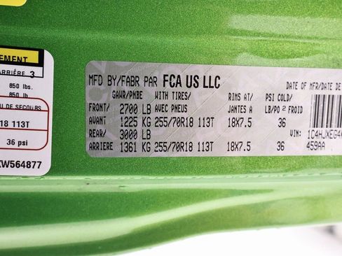 Used 2019 Jeep Wrangler Unlimited Sahara w/ Uconnect 4C Nav & Sound Group image 38