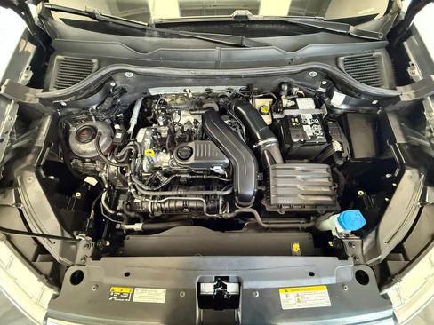 Used 2024 Volkswagen Taos S FWD image 10