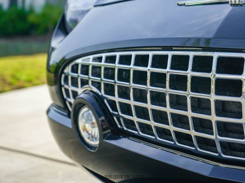 Used 2002 Ford Thunderbird Deluxe RWD image 72