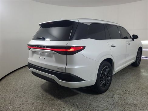 Used 2024 Lexus TX 350 AWD image 4