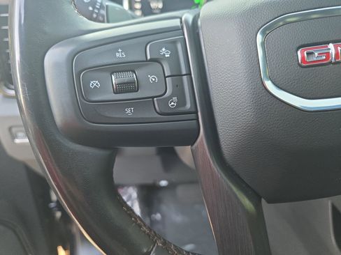 Used 2024 GMC Sierra 1500 AT4 w/ Technology Package AWD/4WD image 19