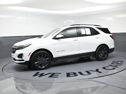 Used 2022 Chevrolet Equinox RS w/ Infotainment Package AWD/4WD image 6