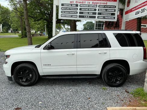 Used 2018 Chevrolet Tahoe Premier w/ RST 6.2L Performance Edition AWD/4WD image 2