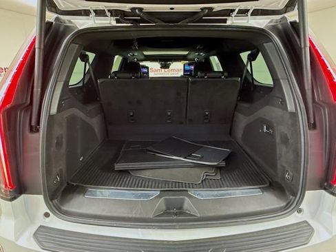 Used 2023 Cadillac Escalade ESV Sport AWD/4WD image 29