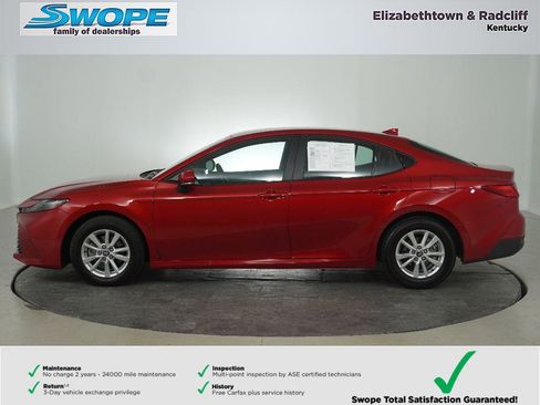 Used 2025 Toyota Camry LE FWD image 6