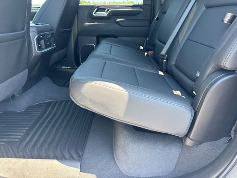 Used 2025 Chevrolet Silverado 2500 LTZ w/ LTZ Premium Package AWD/4WD image 21