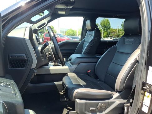 Used 2019 Ford F150 Raptor w/ Equipment Group 802A Luxury AWD/4WD image 19