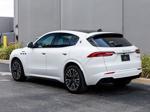 Certified 2023 Maserati Grecale Modena AWD/4WD image 3