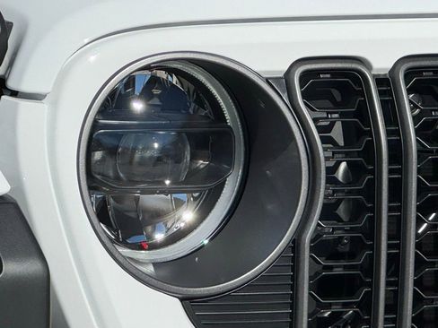 New 2026 Jeep Gladiator Rubicon image 6