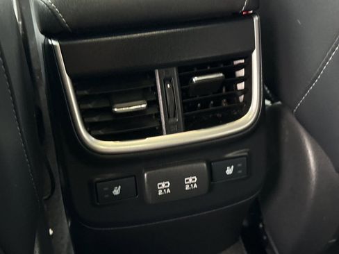 Used 2021 Subaru Outback Limited XT image 13