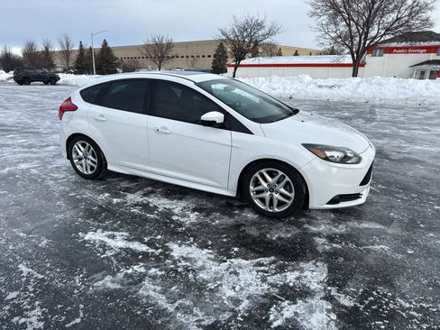 Used 2014 Ford Focus ST w/ Equipment Group 202A image 16