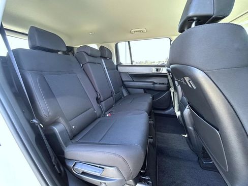 Used 2025 Hyundai Santa Fe SE AWD/4WD image 19