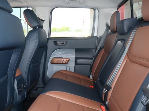 Used 2023 Ford Maverick Lariat w/ Lariat Luxury Package AWD/4WD image 31
