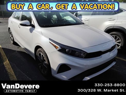 Used 2023 Kia Forte LXS w/ LXS Technology Package FWD image 1