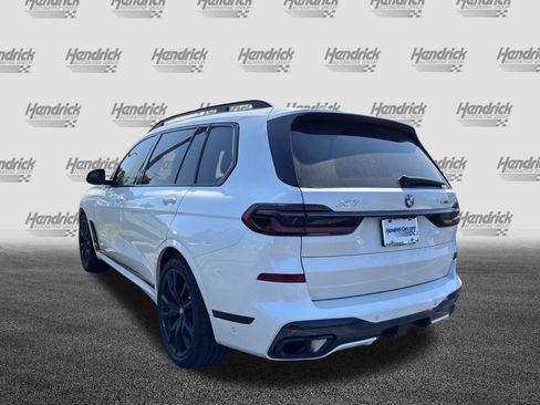 Certified 2025 BMW X7 xDrive40i w/ M Sport Package AWD/4WD image 8