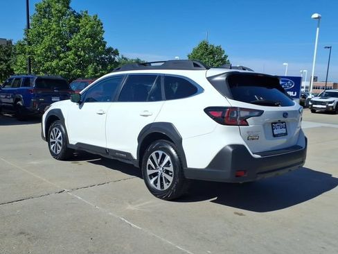 Used 2025 Subaru Outback Premium w/ Popular Package #1A AWD/4WD image 8