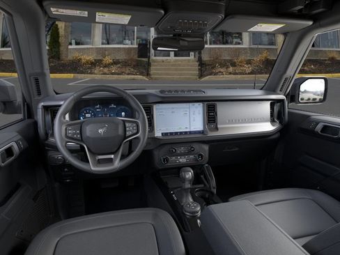 Used 2026 Ford Bronco Badlands AWD/4WD image 11