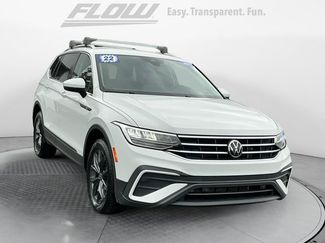Used 2022 Volkswagen Tiguan SE video 1