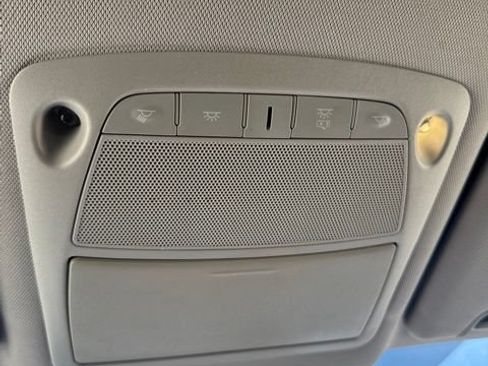 Used 2016 Nissan Rogue SV w/ SV Premium Package FWD image 25