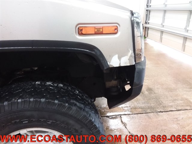 Used 2004 HUMMER H2 w/ Preferred Equipment Group AWD/4WD image 24