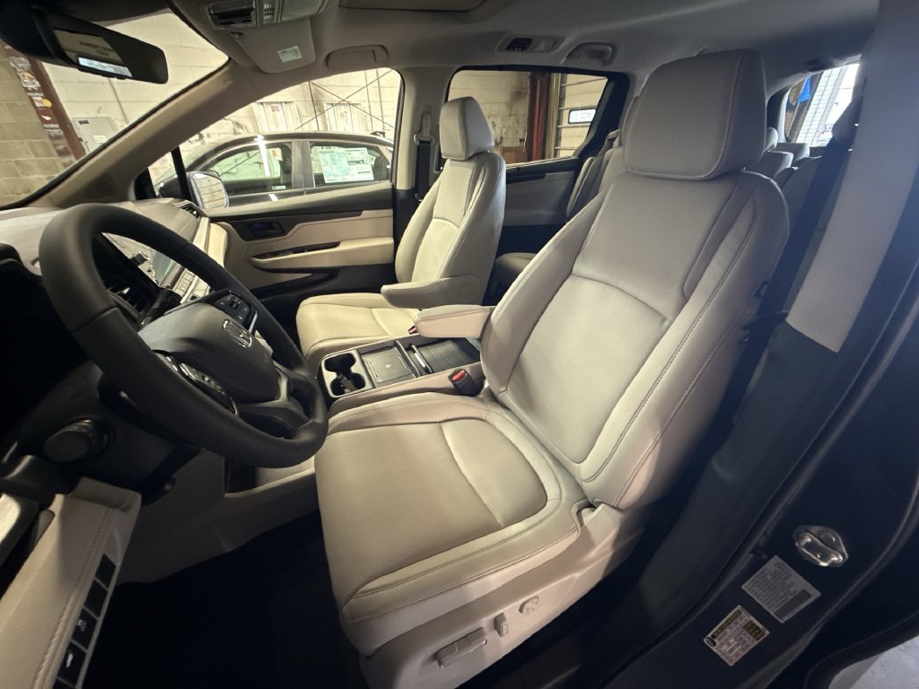 New 2026 Honda Odyssey EX-L image 13