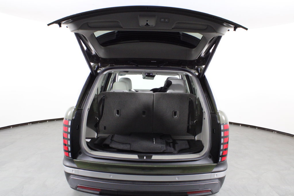 Certified 2026 Hyundai Palisade FWD Hybrid image 16