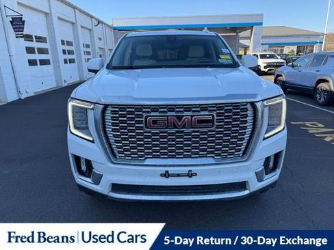 Used 2021 GMC Yukon Denali w/ Denali Ultimate Package image 2