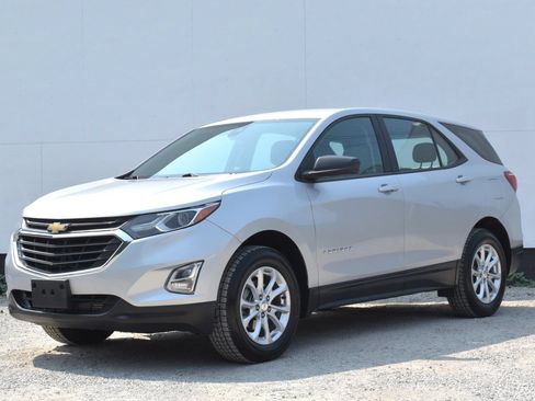 Used 2020 Chevrolet Equinox LS AWD/4WD image 8