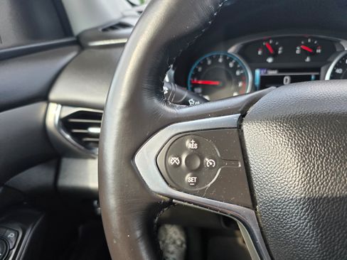 Used 2018 Chevrolet Traverse LT AWD/4WD image 14