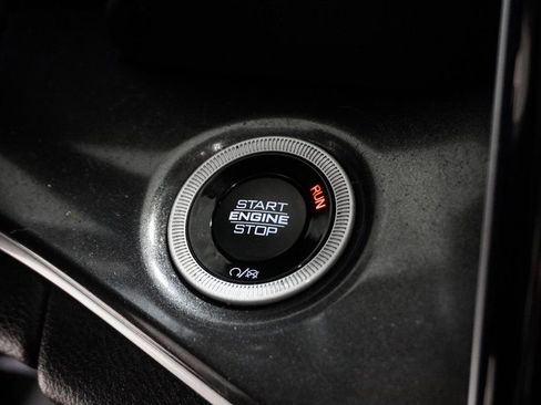 Used 2022 Jeep Grand Cherokee L Laredo w/ Luxury Tech Group I image 23