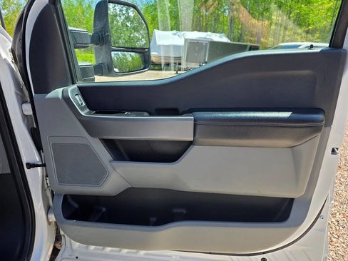 Used 2023 Ford F350 XLT AWD/4WD image 20