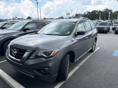 Used 2018 Nissan Pathfinder SV AWD/4WD image 1
