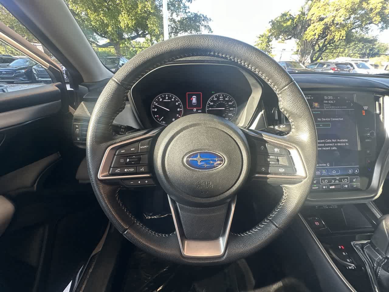 Used 2025 Subaru Outback Premium AWD/4WD image 14