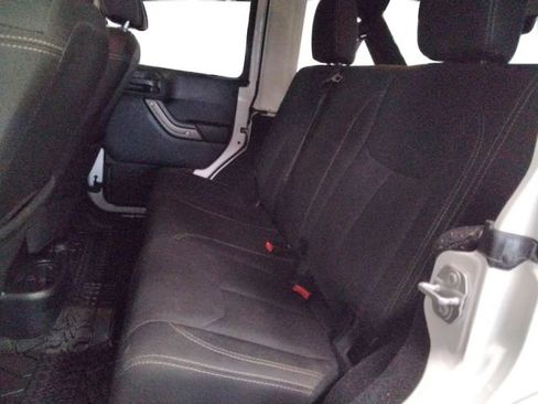 Used 2018 Jeep Wrangler Unlimited Sport w/ Dual Top Group image 20