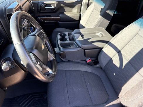 Used 2022 Chevrolet Silverado 2500 LT w/ Convenience Package image 18