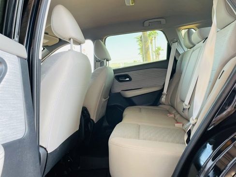 Certified 2023 Nissan Rogue SV image 12