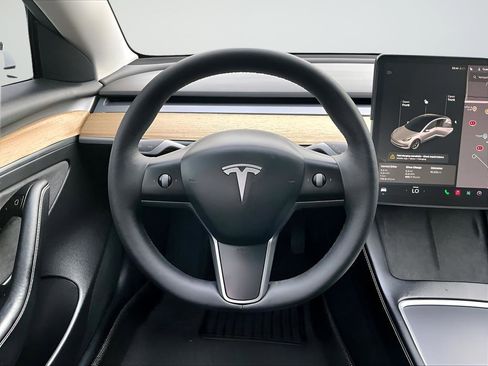 Used 2021 Tesla Model 3 Long Range image 12