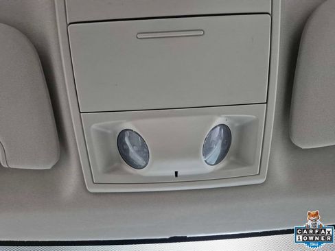 Used 2012 Dodge Grand Caravan SE FWD image 22