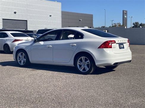 Used 2015 Volvo S60 T5 Premier image 8