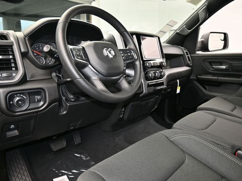 Used 2026 RAM 1500 Tradesman AWD/4WD image 12