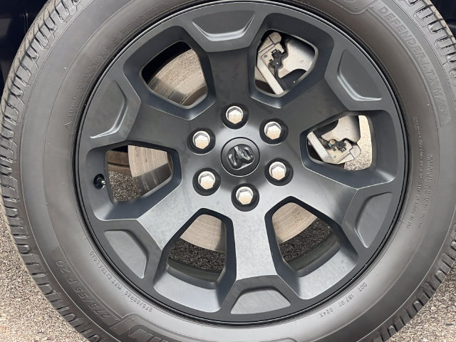 Used 2025 RAM 1500 Big Horn AWD/4WD image 12