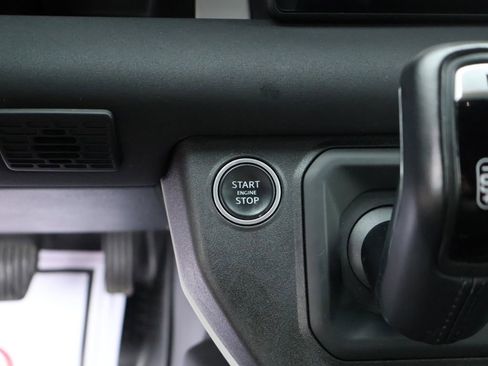 Used 2022 Land Rover Defender 110 AWD/4WD image 38