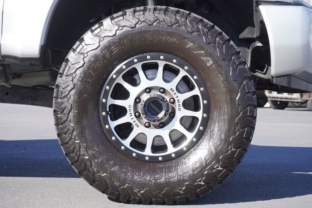 Used 2017 Ford F250 Platinum w/ Platinum Ultimate Package AWD/4WD image 16