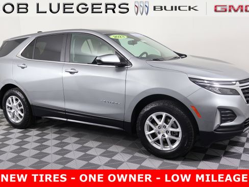 Certified 2023 Chevrolet Equinox LT w/ Driver Convenience Package image 2