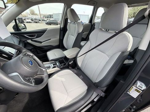 Certified 2024 Subaru Forester Base image 13