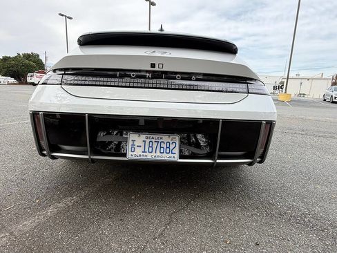 Used 2023 Hyundai Ioniq 6 Limited image 11